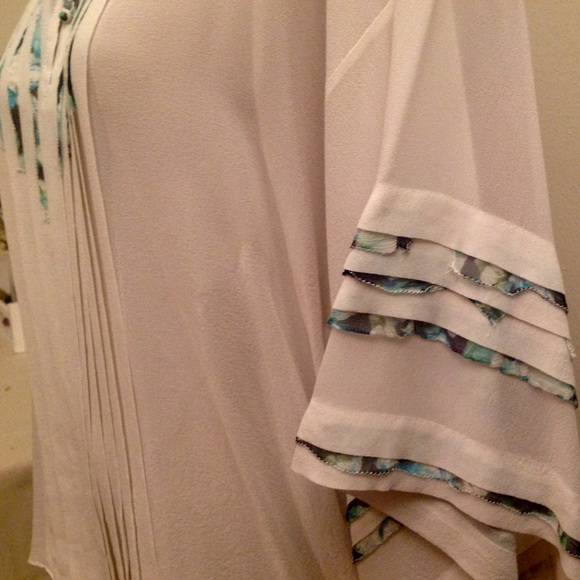 Sachin + Babi silk top - Picture 4 of 5